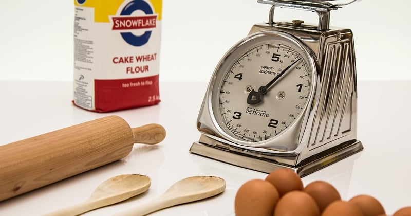 Commander une plaque de mousse sur mesure : le guide complet 2026