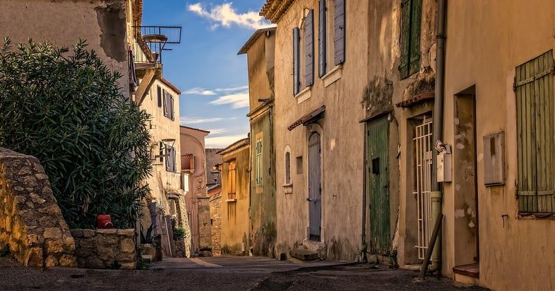 Vider une maison avec emmaüs en 2026 : nos astuces pour un don solidaire