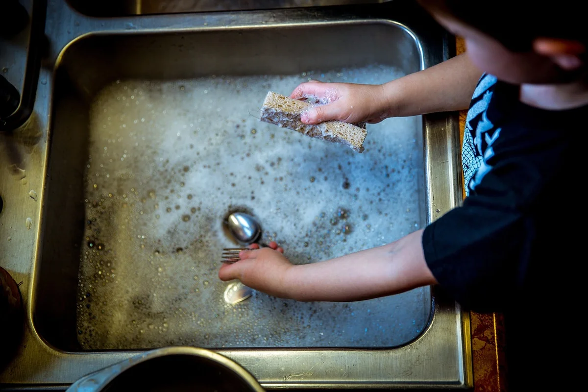 Les bons réglages pour laver la porcelaine en machine