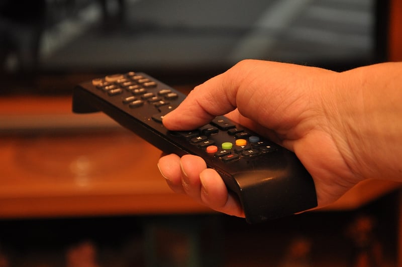 Comment résoudre le problème de TV à l'image qui saute en 2026 : astuces efficaces